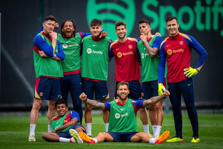 西甲3月最佳U23球员候选：居莱尔、埃切维里等5名球员获提名