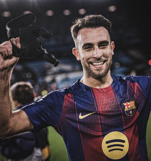 世体：埃里克加西亚没有受伤，要求被换下是避免伤病风险