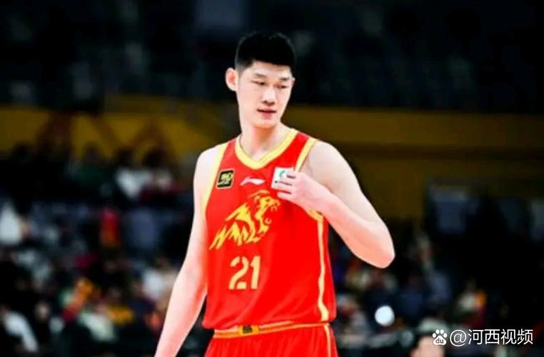 广厦战胜吉林胡金秋贡献21分7篮板塔克斩获33分5篮板12助攻摩尔得到30分5篮板8助攻_CBA直播