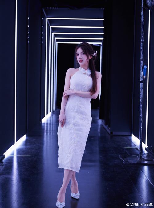 Rita晒照：汇报今日塔，运动服逛gai太舒服喇！